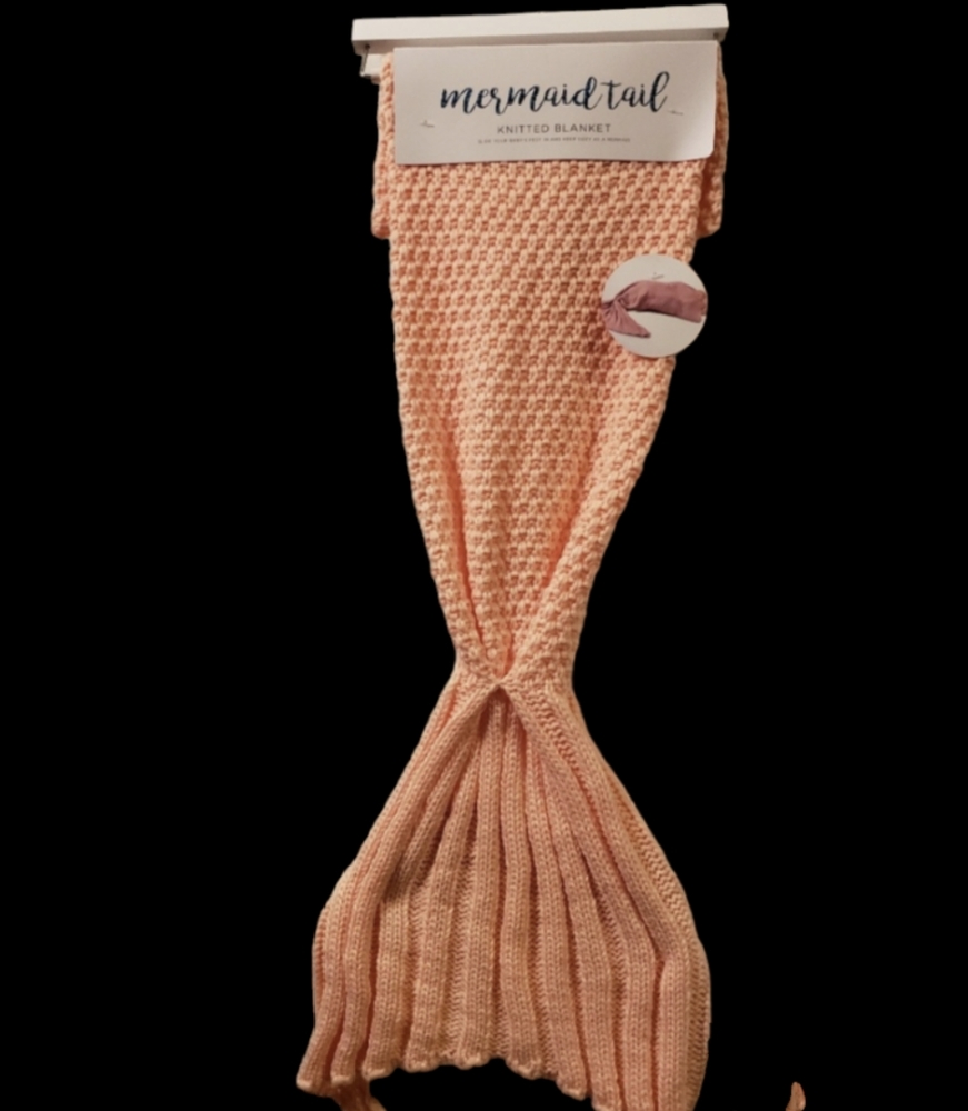 Mermaid tail knitted blanket
